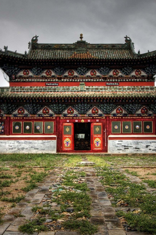 2 Day full adventure to Central Mongolia - Transport, guides, and the real pace