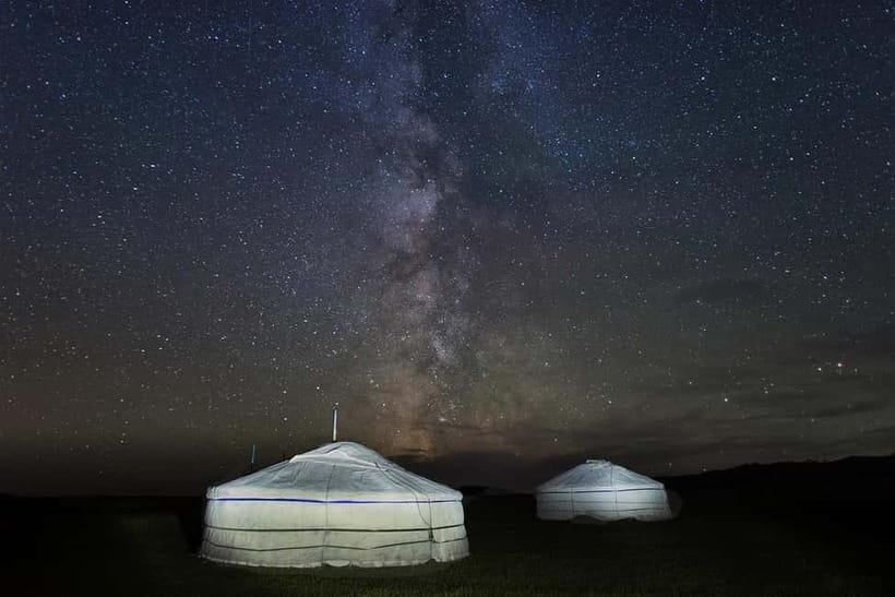 4 Day Best of Central Mongolia tour, Chinggis Khan statue - Food, rooms, and the practical rhythm