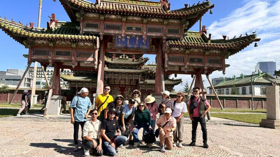 4 Day Central Mongolia - Day 2: Horseback riding at Orkhon Waterfall