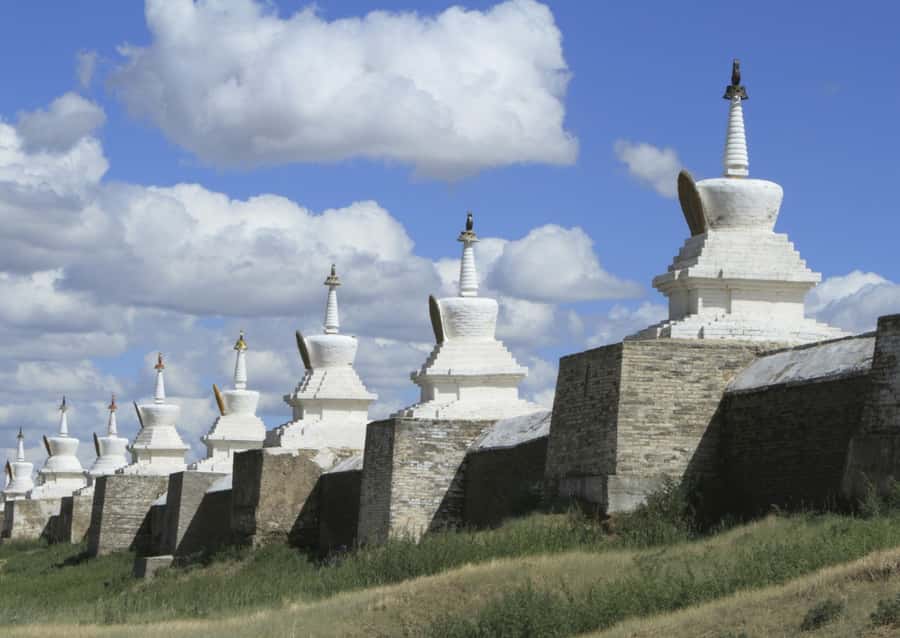 4 Day Central Mongolia - Day 1: Elsen Tasarkhai sand and Kharkhorin