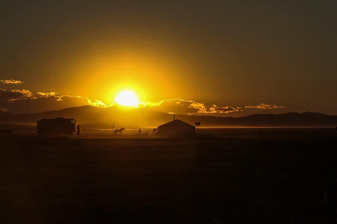 6 Days Color of Gobi Desert - Key points at a glance