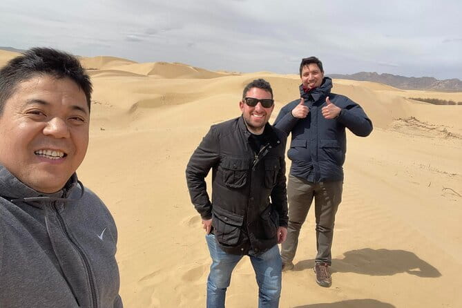 6 Days Gobi Desert Tour with complimentary airport pickup - Tsagaan Suvarga’s White Stupa Cliffs