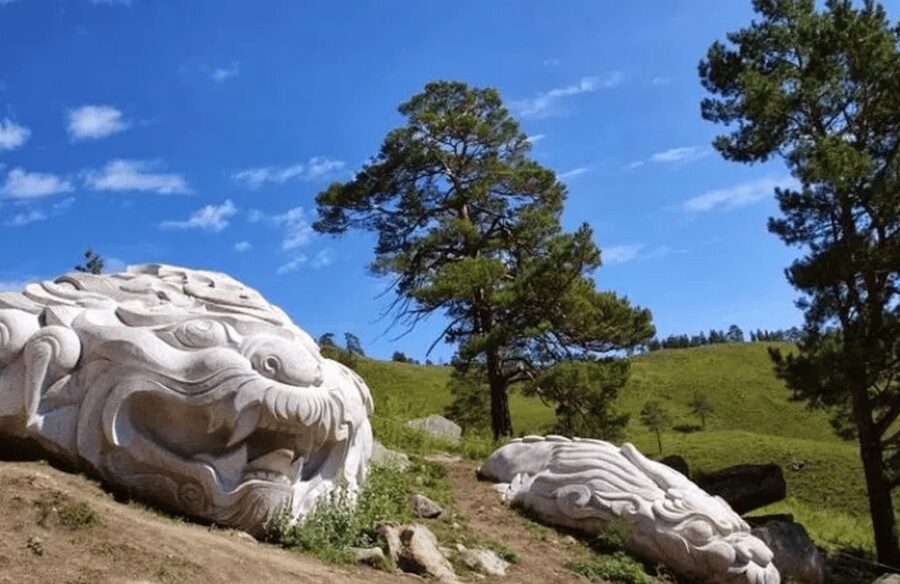AGLAG BUTEEL MONASTERY: One Day Private Tour - The Aglag meditation center and the first pause