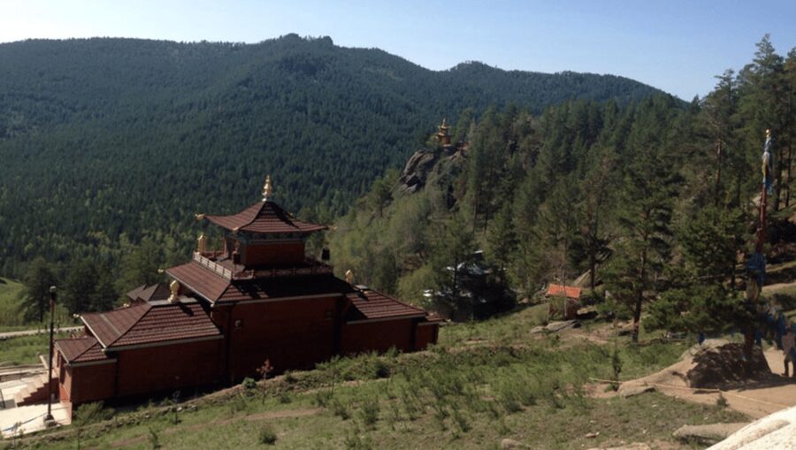 AGLAG BUTEEL MONASTERY: One Day Private Tour - Reaching the high viewpoint