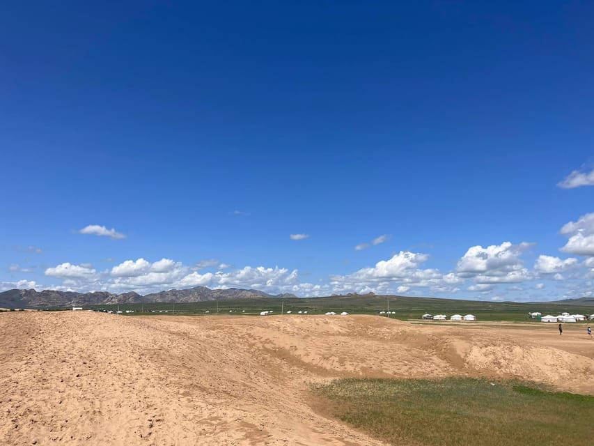 Central Mongolia Guided 3-Day Comfortable Tour - Dinner with a nomad family