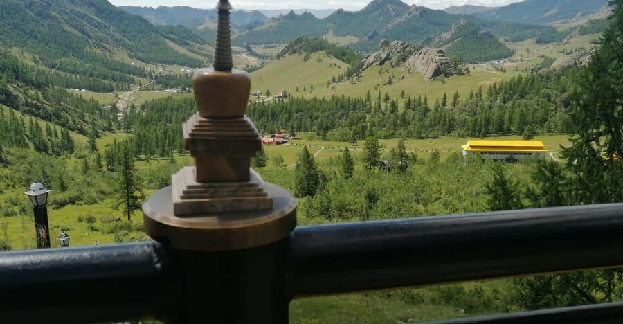 Day Tour to Terelj Park Chinggs khaan statue, Zaisan Hill - The Bogd Khaan Winter Palace adds a city history stop