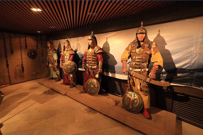 Day Trip to Terelj National Park & Giant Chinggis Khaan Statue - What the guides add to the day