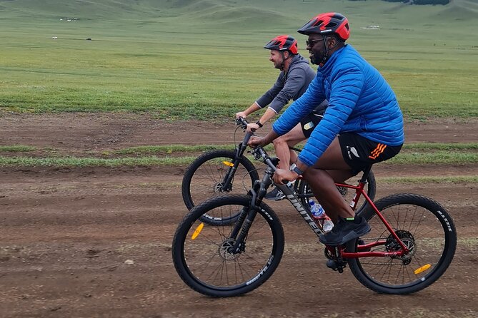 Full Day Mountain Biking Tour in Khan Khenty National Park - Who should book this ride?