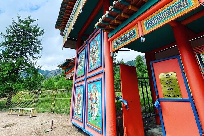 Full Day Private Tour in Terelj National Park with Horse Riding - Who should book this private Mongolia experience?