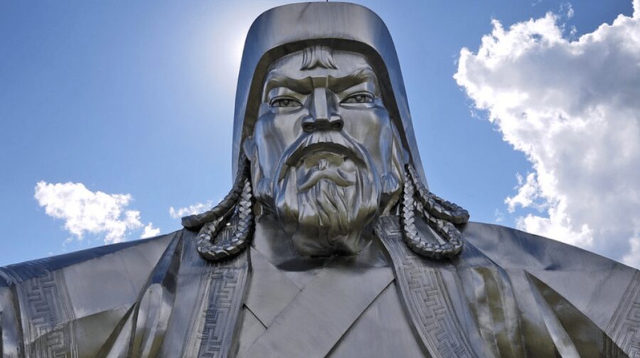 GENGHIS KHAN STATUE COMPLEX: Half Day Private Tour - Why this statue makes a good half-day outing