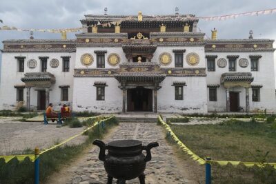 Mini Gobi and the ancient capital Kharkhorin – 4 days