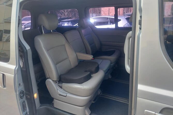 Mongolia - Sedan, Lexus, UAZ Minivan, 4WD Tour& Transport Service - Reaching Terelj National Park by private car