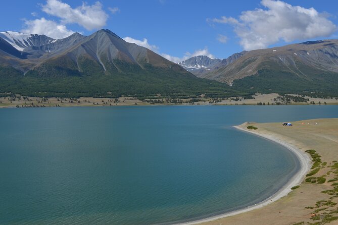 Mongolia Trekking Tour in the Altai Tavan Bogd National Park - Day 6: Takhilt Pass and the difficult route to Bear Valley
