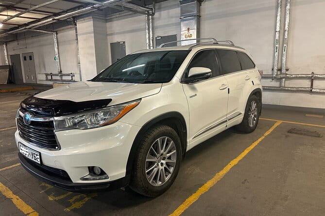Private Airport Transfer taxi in Ulaanbaatar - The value of $30 for up to three people