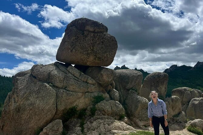Private tour wth Olivia: Genghis Statue-Turtle Rock-Terelj-Zaisan - Key points at a glance