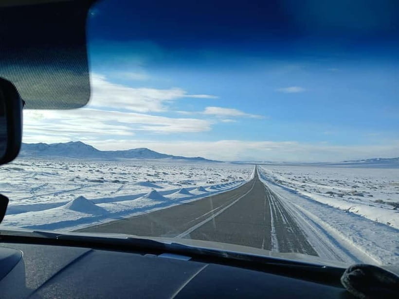 Ulaanbaatar: 4-Day Central Mongolia Winter Tour - Frozen Ugii Lake and the wide-open center