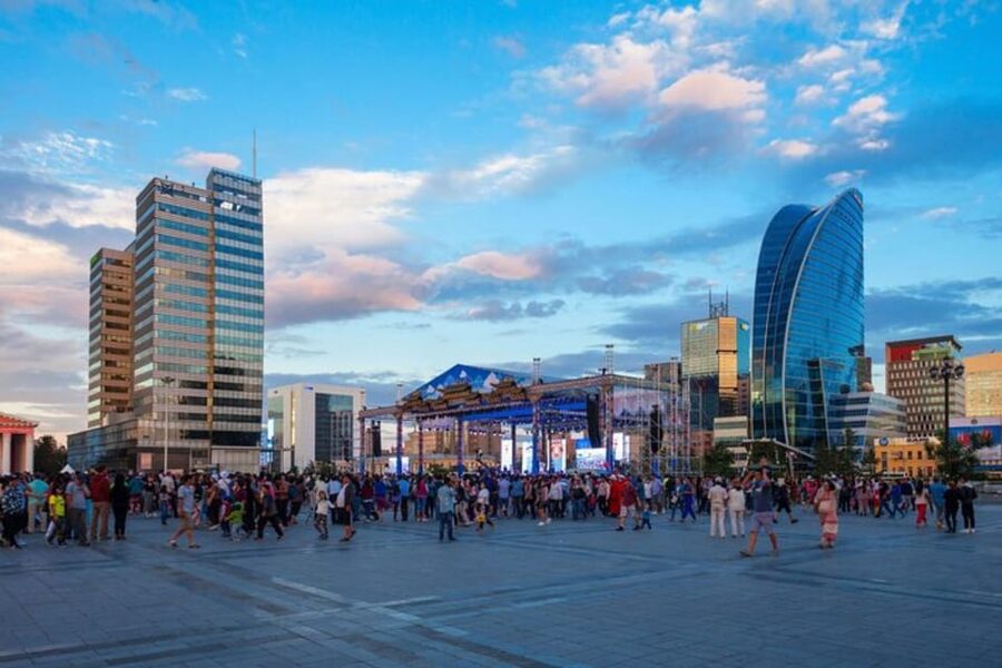 Ulaanbaatar: Private custom tour with a local guide - Choosing two, four, six, or eight hours