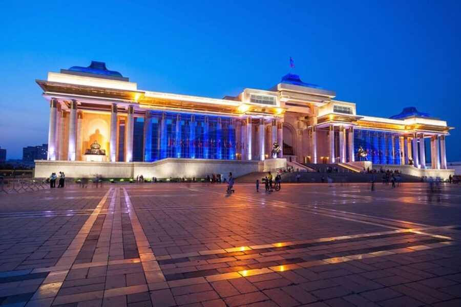 Ulaanbaatar: Private custom tour with a local guide - Price, transport, and what you pay extra for